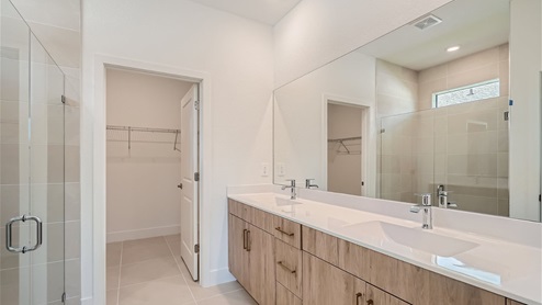Preserves at Park Trace Avon Model Home Primary Bathroom